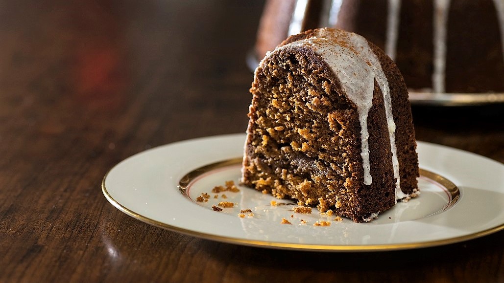 Gingerbread Coffee Cake